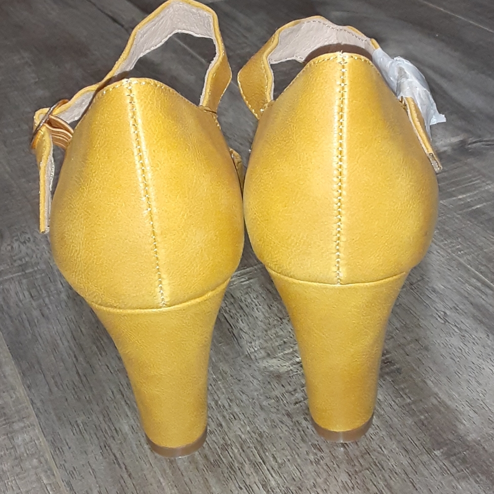Hello, sunshine mary jane heel - Picture 11 of 15